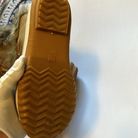 Woman’s Ella Waterproof Boot - Picture 5 of 8